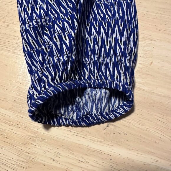 Kenar Blue Black white Patterned Blouse 3/4 Sleeve Elastic Cuff Women's Small - Picture 8 of 8